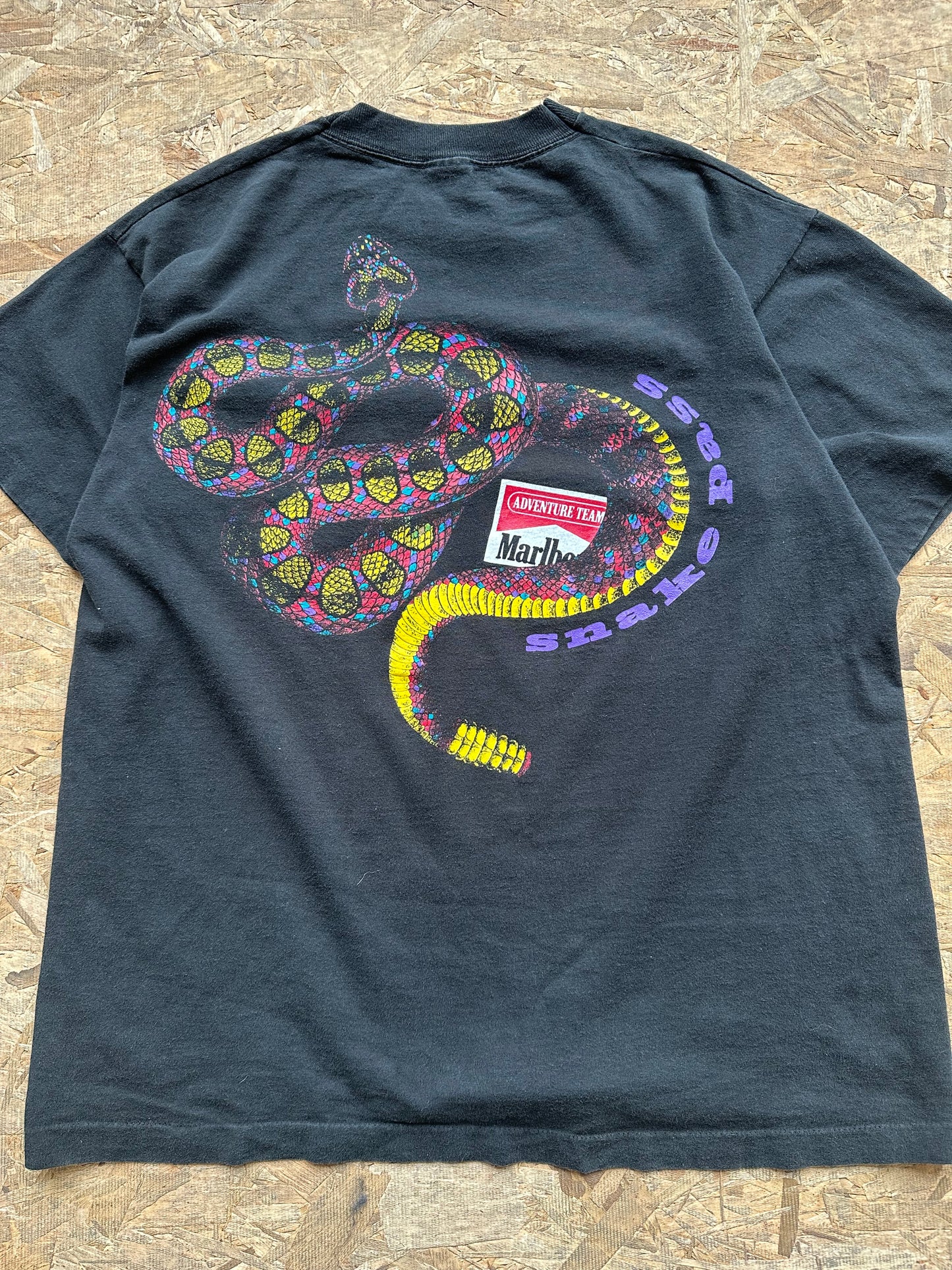 Marlboro Snake Pass T Sz XL