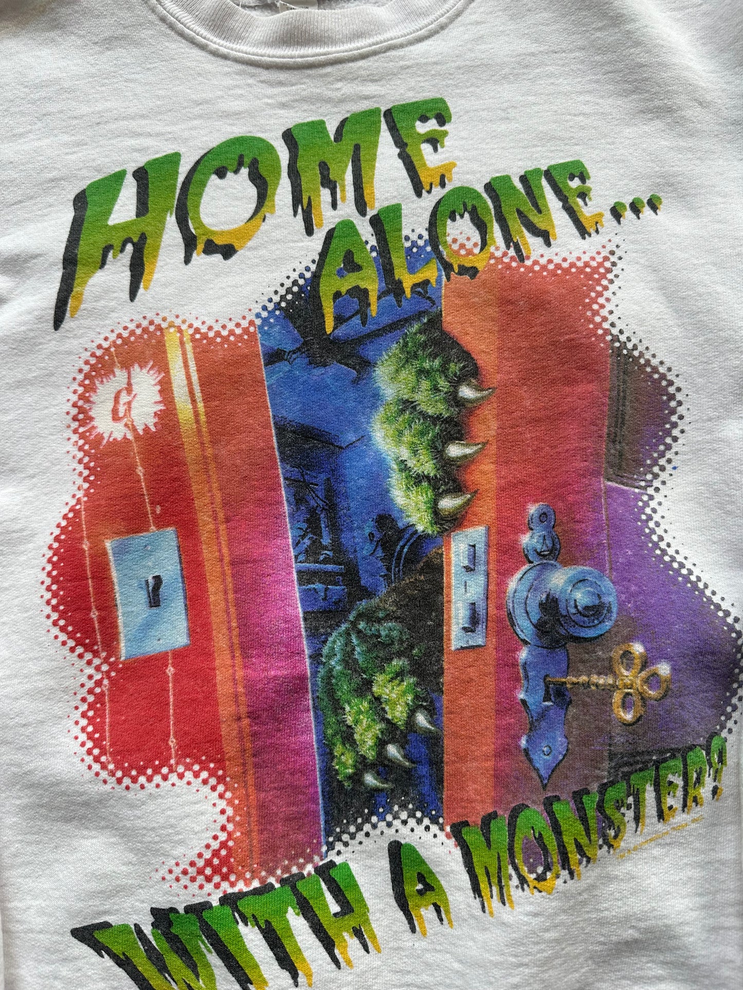 Goosebumps Home Alone With A Monster Sz M Youth