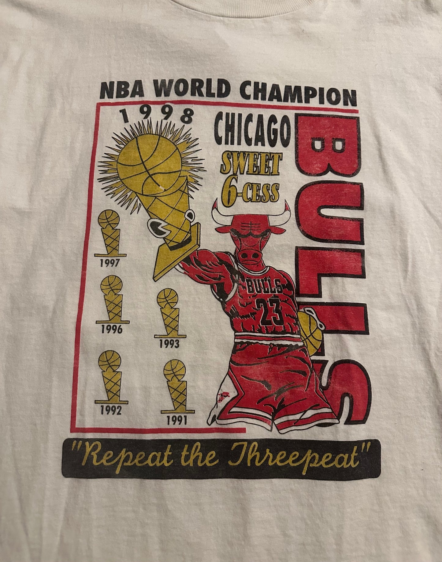 Vintage 1998 Chicago Bulls Repeat The Threepeat NBA Championship T Shirt Sz L