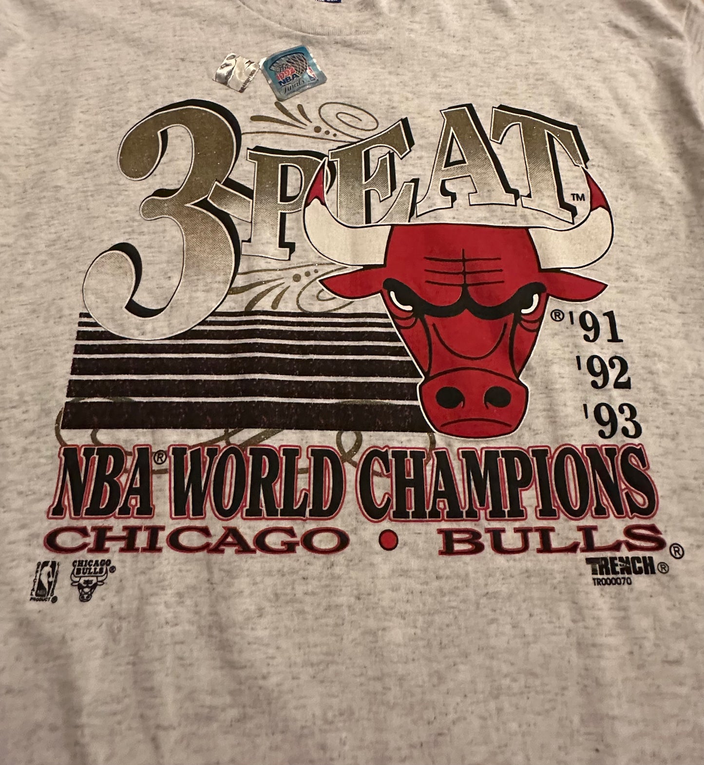 Vintage 1993 Bulls 3peat Grey T Shirt Sz XL