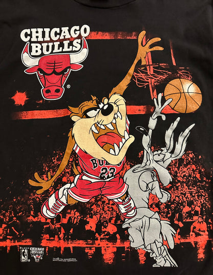 Vintage 90s Looney Tunes TAZ Chicago Bulls T Shirt Sz XL