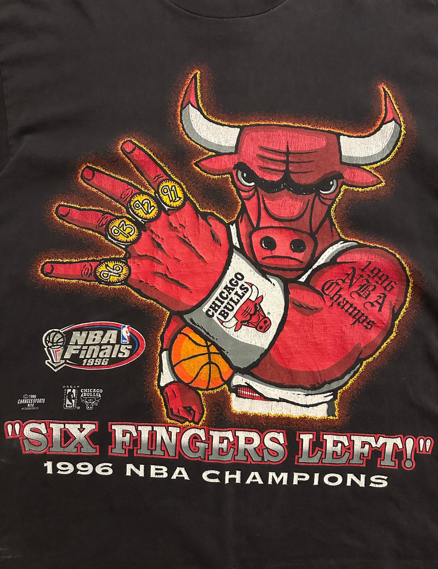 Vintage 1996 Chicago Bulls Six Fingers Left Benny The Bull Championship T Shirt Sz XL