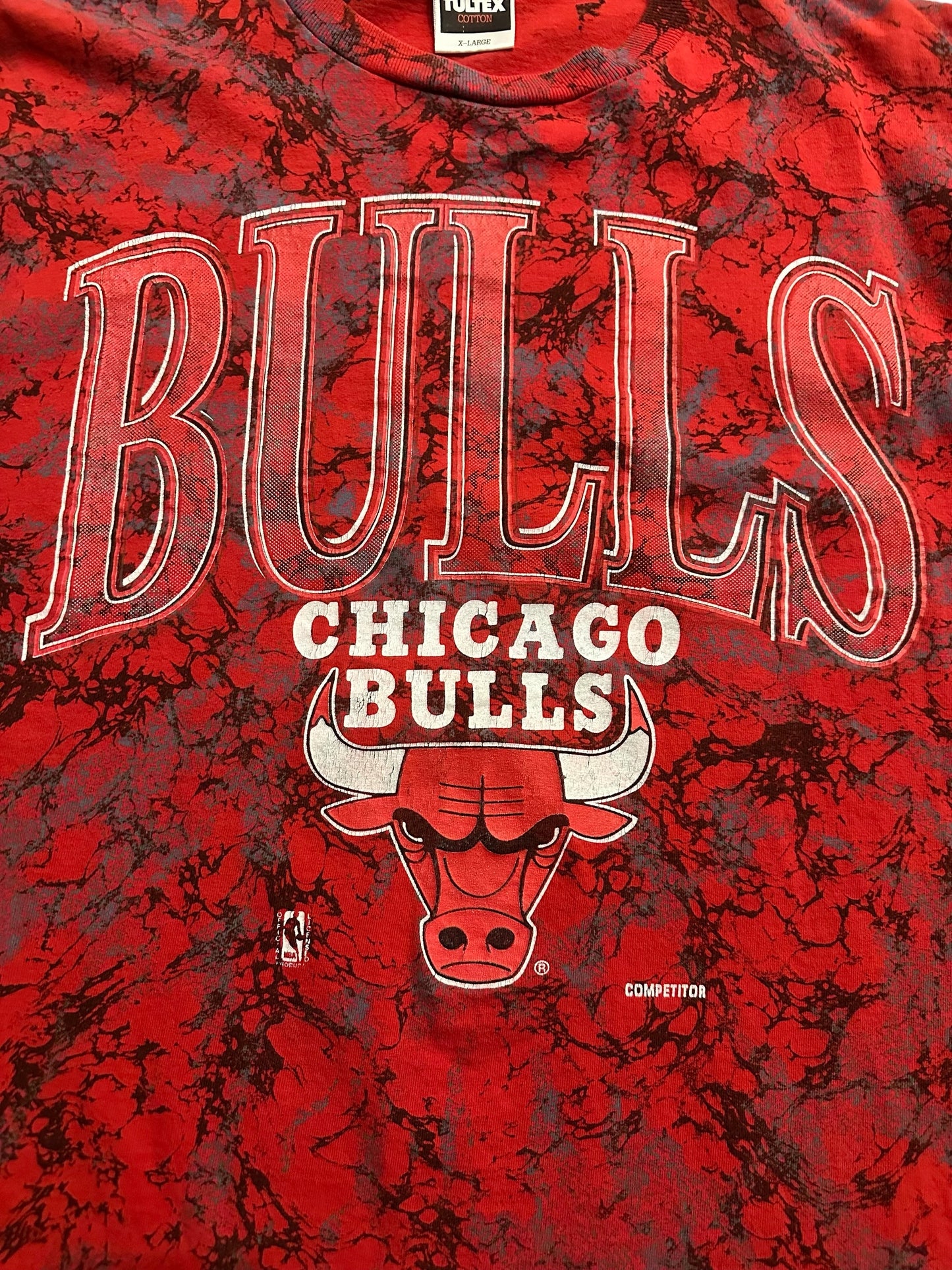 Vintage Bulls All Over Print Red T Shirt Sz XL